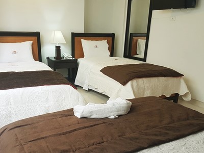 Habitación Cuádruple - Hotel Santa Mónica - Fusagasuga, Cundinamarca - image - 2